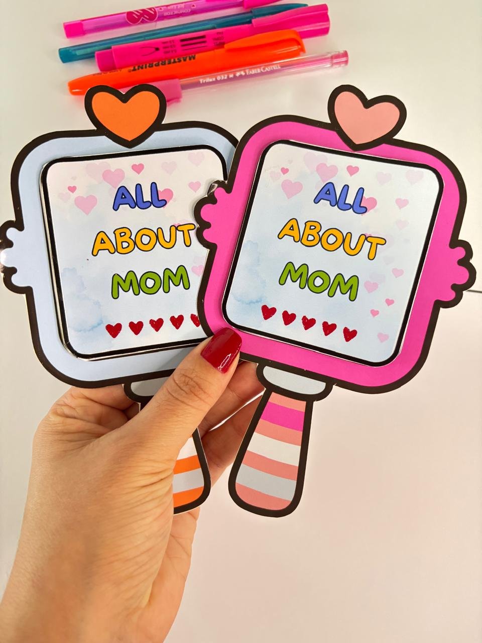 All About Mom Mirror Flipbook